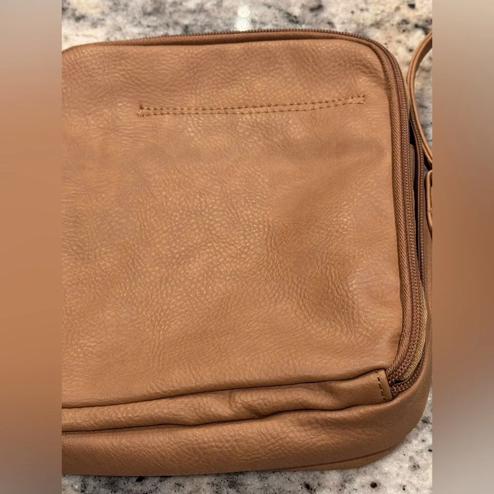 MultiSac Tan Crossbody Bag NWOT
